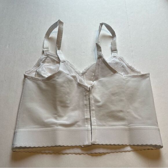 Vintage 1950's Bra Shapewear Cleopatra Goddess White NWOT 42B - Picture 2 of 9